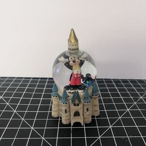 Disney Parks Mickey Mouse Castle Magic Kingdom Mini Snow Globe Snowglobe 3.5”